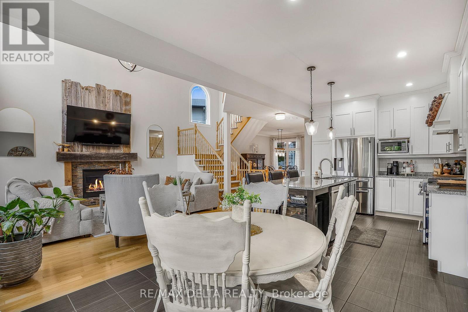 390 Mercury Street, Clarence-Rockland, Ontario  K4K 0G7 - Photo 15 - X12432624