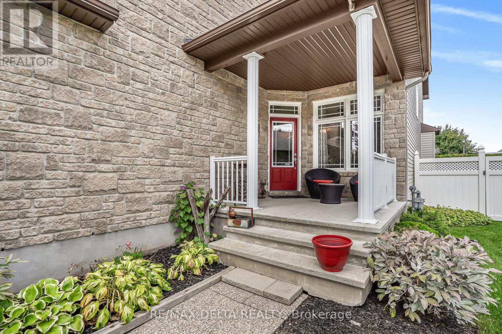 390 Mercury Street, Clarence-Rockland, Ontario  K4K 0G7 - Photo 3 - X12432624