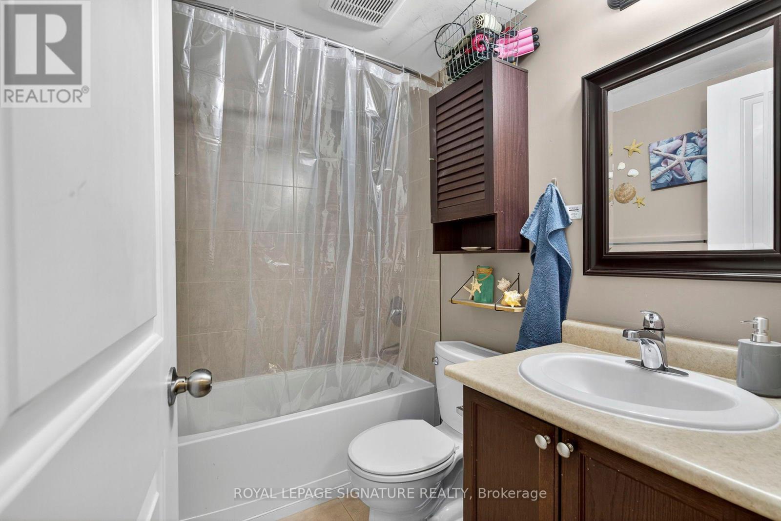 214 Celina Street, Oshawa, Ontario  L1H 4N6 - Photo 10 - E12358654