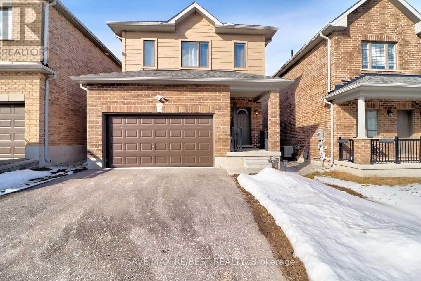 10 Bedford Estates Crescent, Barrie, Ontario  L4N 3Z8 - Photo 1 - S12432458
