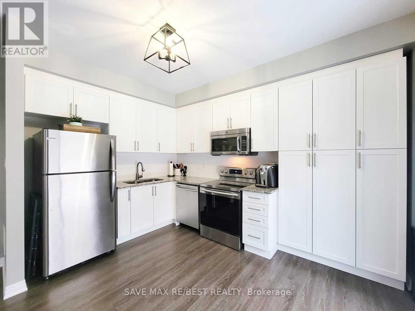 10 Bedford Estates Crescent, Barrie, Ontario  L4N 3Z8 - Photo 11 - S12432458