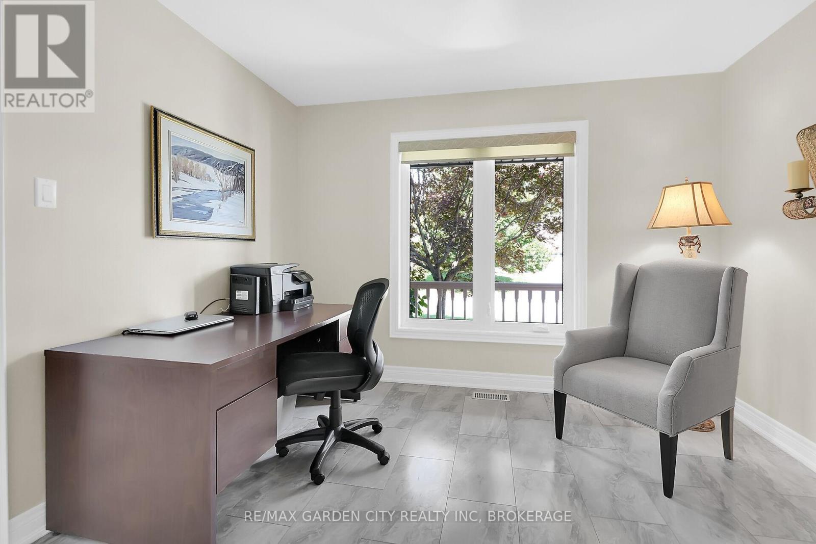 8 Steflar Street, Pelham (Fonthill), Ontario  L0S 1E4 - Photo 20 - X12432588
