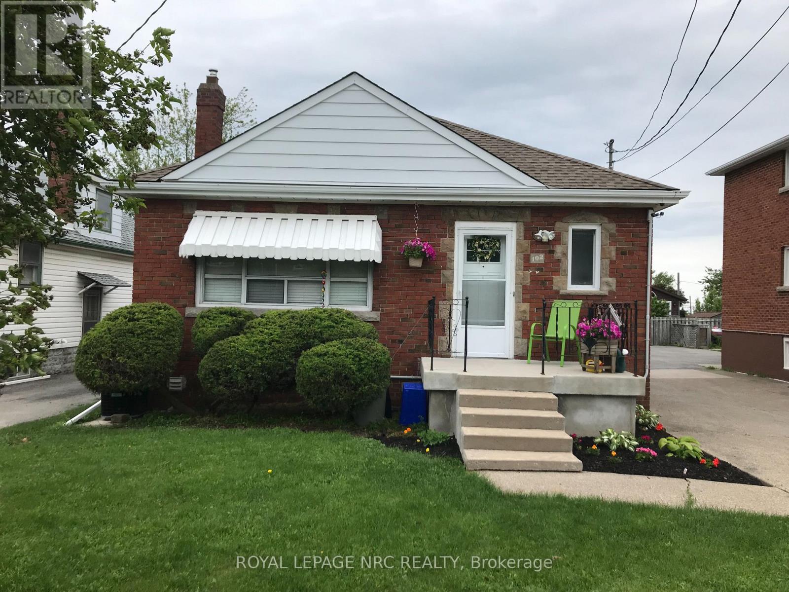 #2 - # 2 -102 Townline Rd. W. Road W, St. Catharines (Glendale/glenridge), Ontario  L2T 1P7 - Photo 1 - X12432625