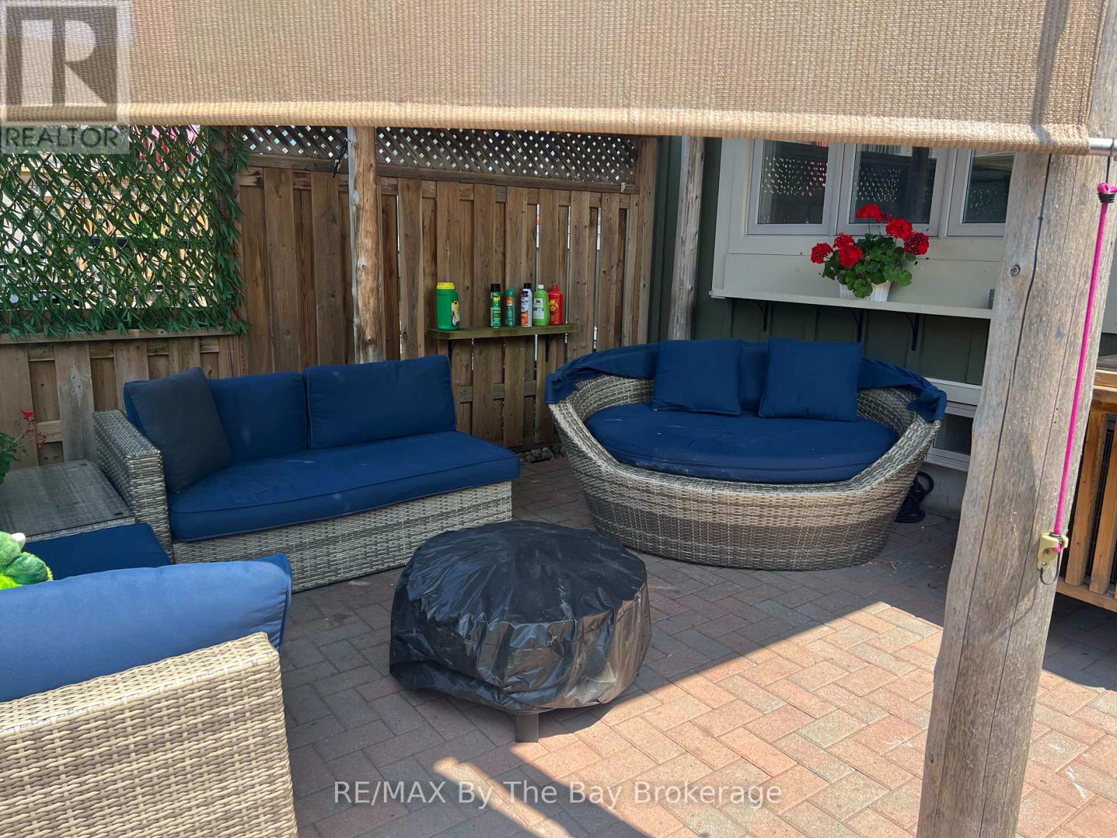46 Sandy Coast Crescent, Wasaga Beach, Ontario  L9Z 0G1 - Photo 31 - S12432626