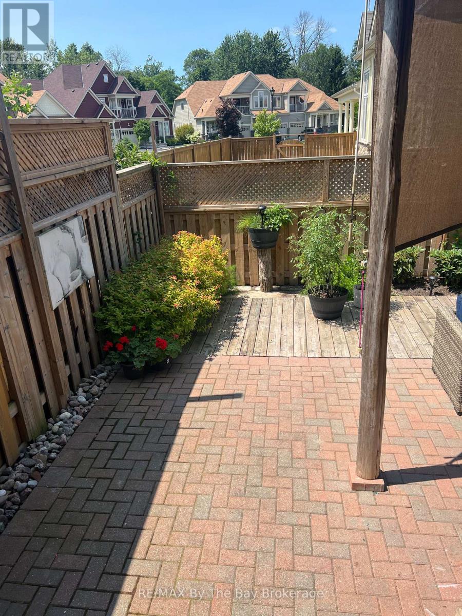 46 Sandy Coast Crescent, Wasaga Beach, Ontario  L9Z 0G1 - Photo 32 - S12432626