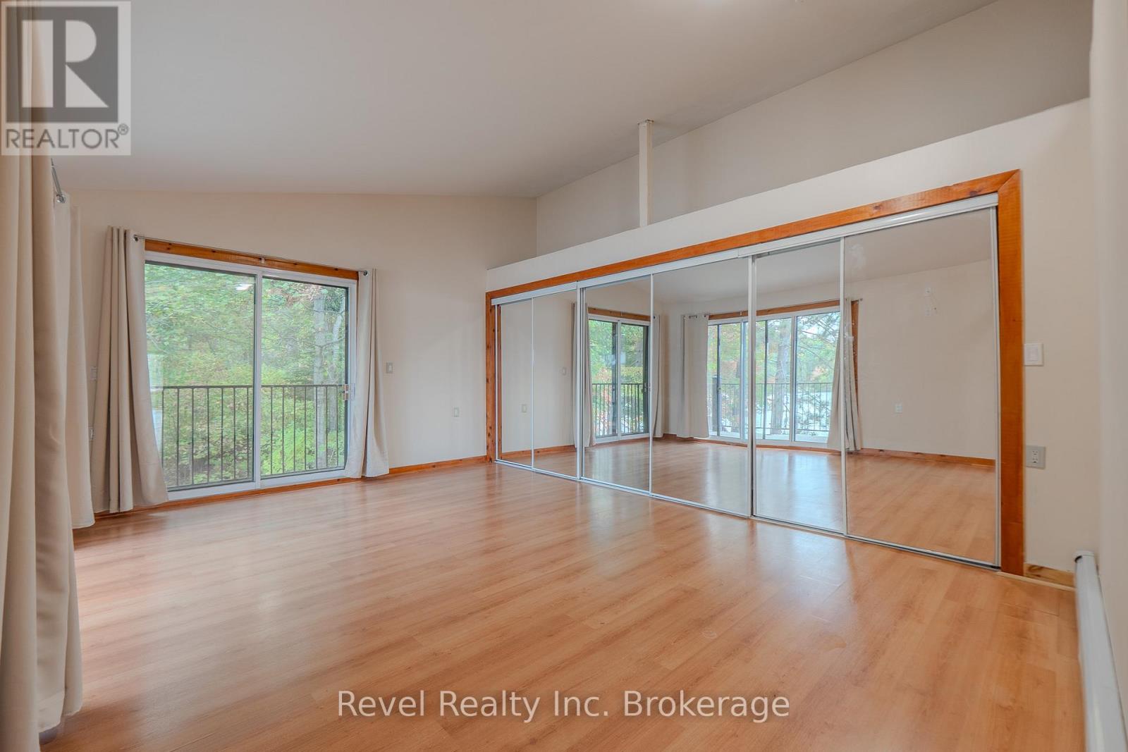 280 Sunnyside Road, Bonfield, Ontario  P0H 1E0 - Photo 17 - X12432568