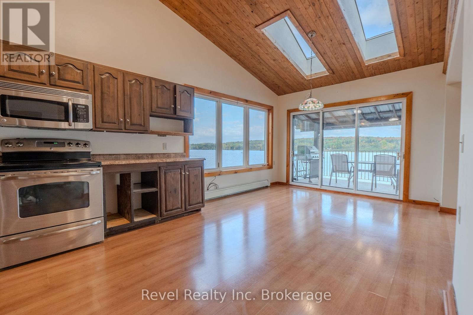 280 Sunnyside Road, Bonfield, Ontario  P0H 1E0 - Photo 27 - X12432568