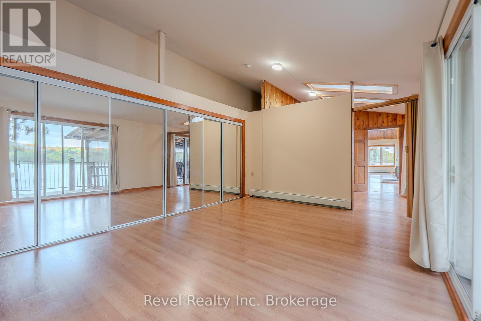 280 Sunnyside Road, Bonfield, Ontario  P0H 1E0 - Photo 47 - X12432568