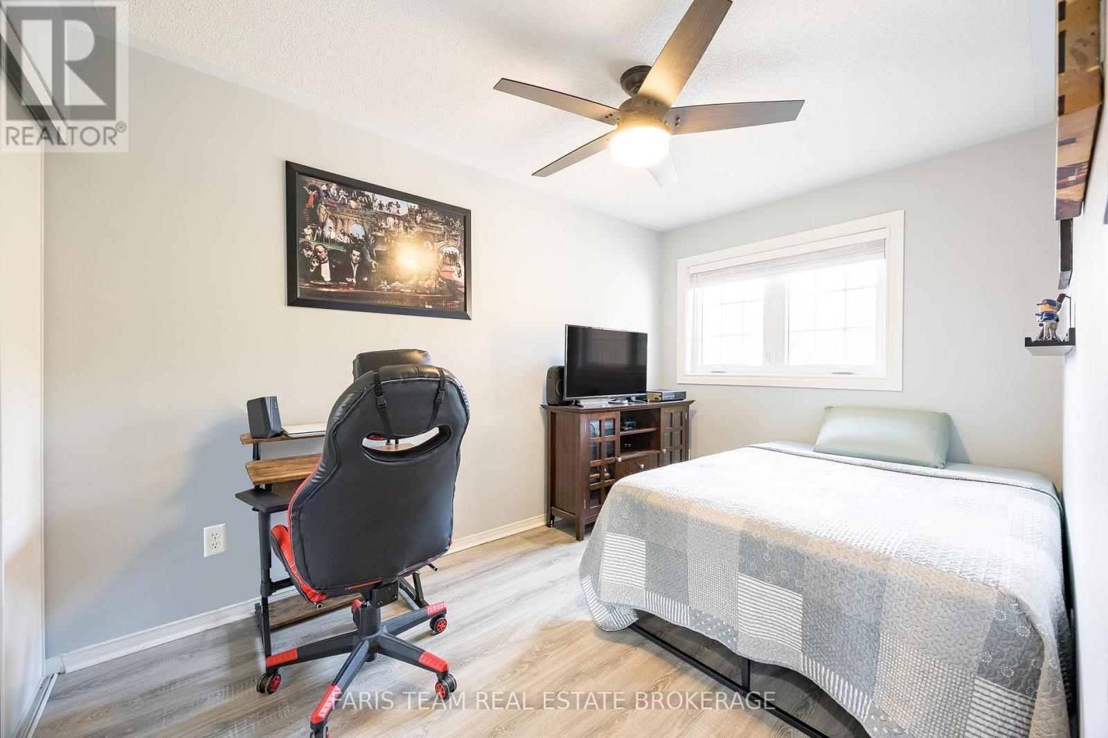 80 Bruce Crescent, Barrie (Bayshore), Ontario  L4N 8T8 - Photo 21 - S12426509