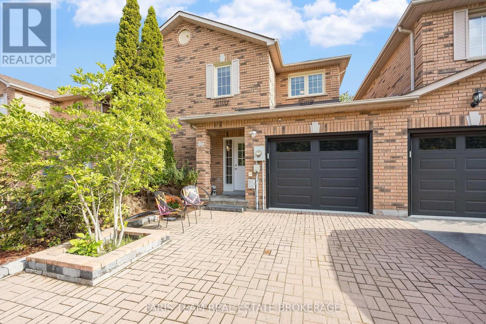80 Bruce Crescent, Barrie (Bayshore), Ontario  L4N 8T8 - Photo 4 - S12426509