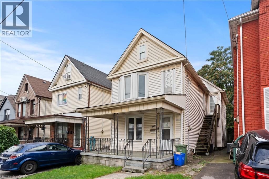 40 ROSEMONT Avenue, Hamilton, Ontario