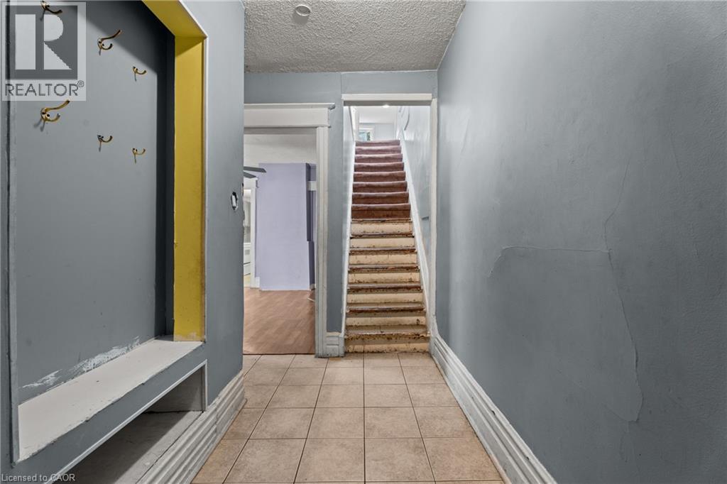 40 Rosemont Avenue, Hamilton, Ontario  L8L 2M3 - Photo 4 - 40771619