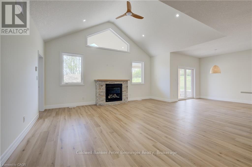 117 Pugh Street, Perth East, Ontario  N0K 1M0 - Photo 8 - X12432549