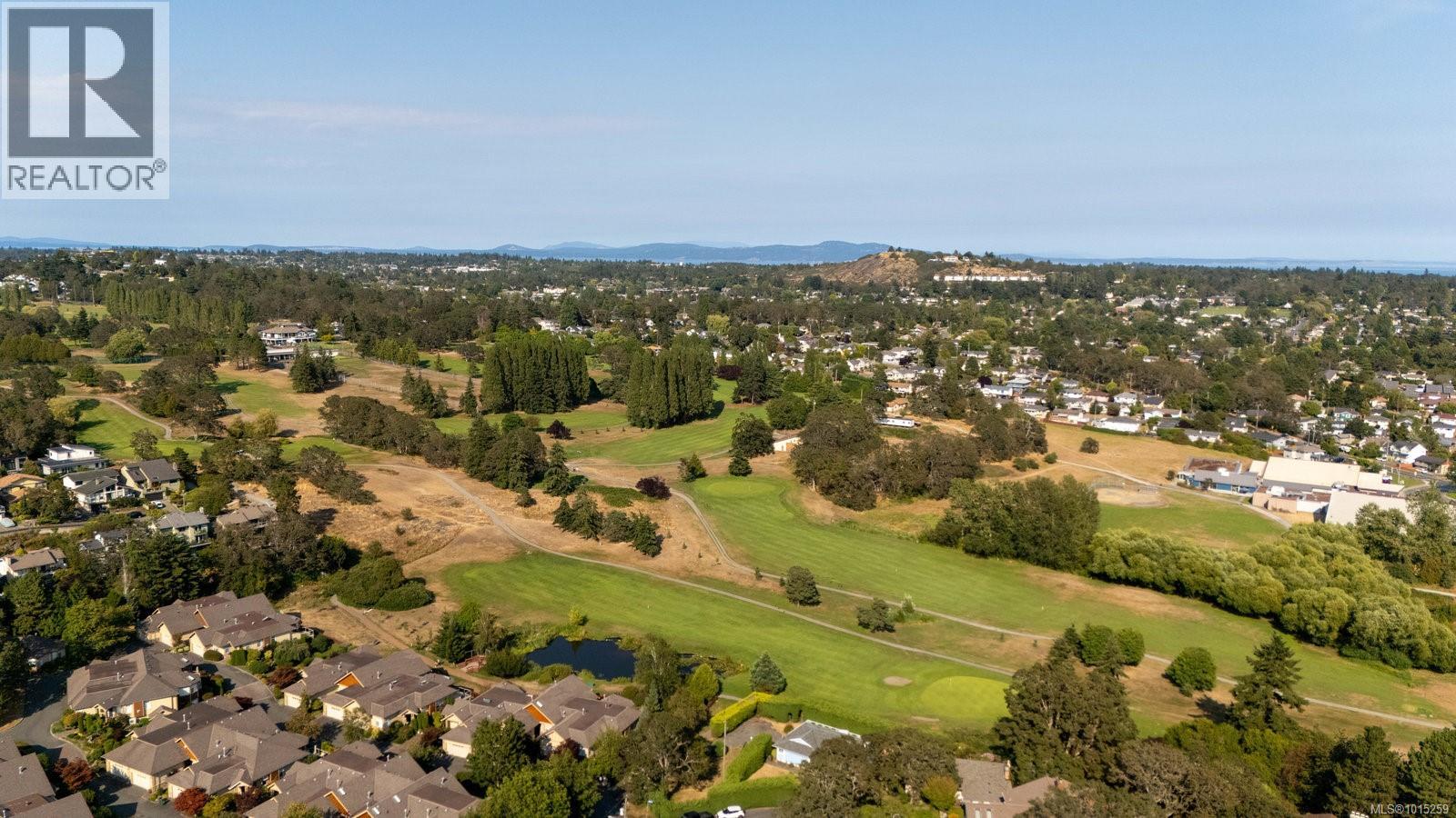 3908a Ascot Dr, Saanich, British Columbia  V8P 3S1 - Photo 50 - 1015259