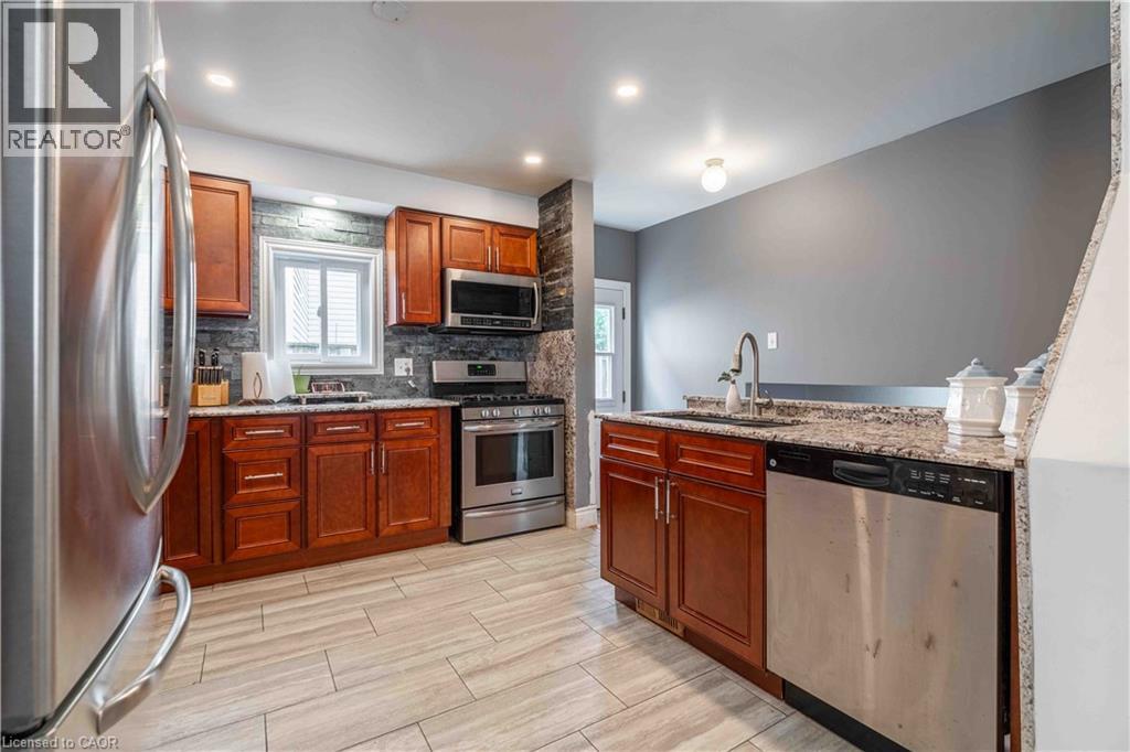 30 Glengary Crescent, Caledonia, Ontario  N3W 2L7 - Photo 17 - 40750057