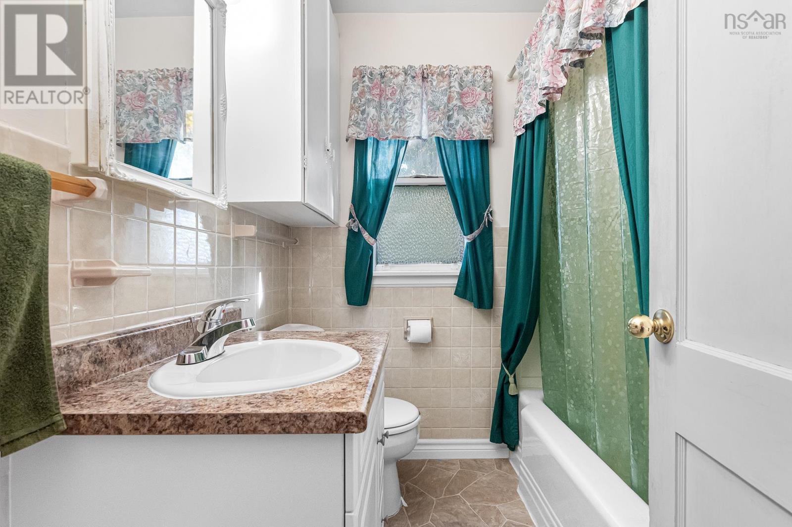 3153 Hemlock Street, Halifax, Nova Scotia  B3L 4B5 - Photo 32 - 202524602