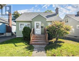 3153 Hemlock Street