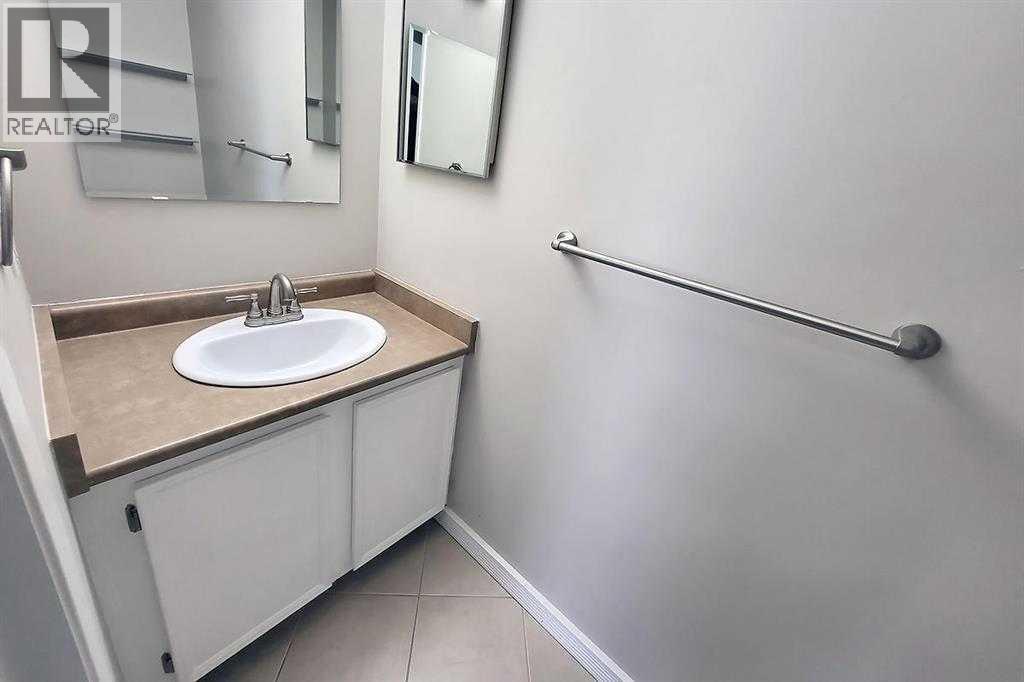 Lorem Ipsum Dolor Sit Amet,, Calgary, Alberta  T2W  - Photo 14 - DEMO28856498