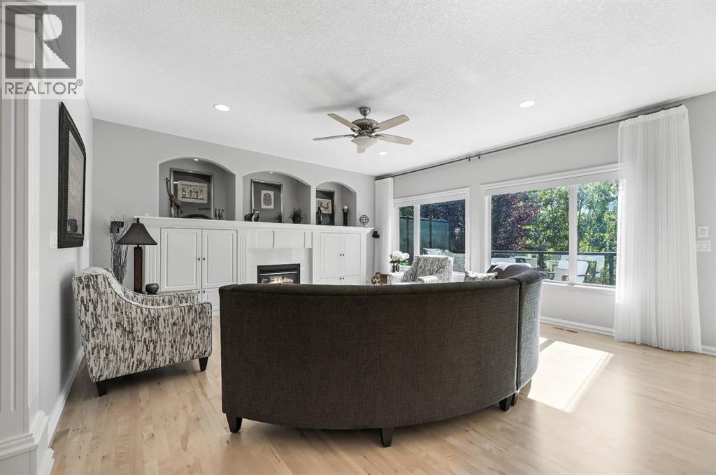 1458 Strathcona Drive Sw, Calgary, Alberta  T3H 4M2 - Photo 13 - A2259269