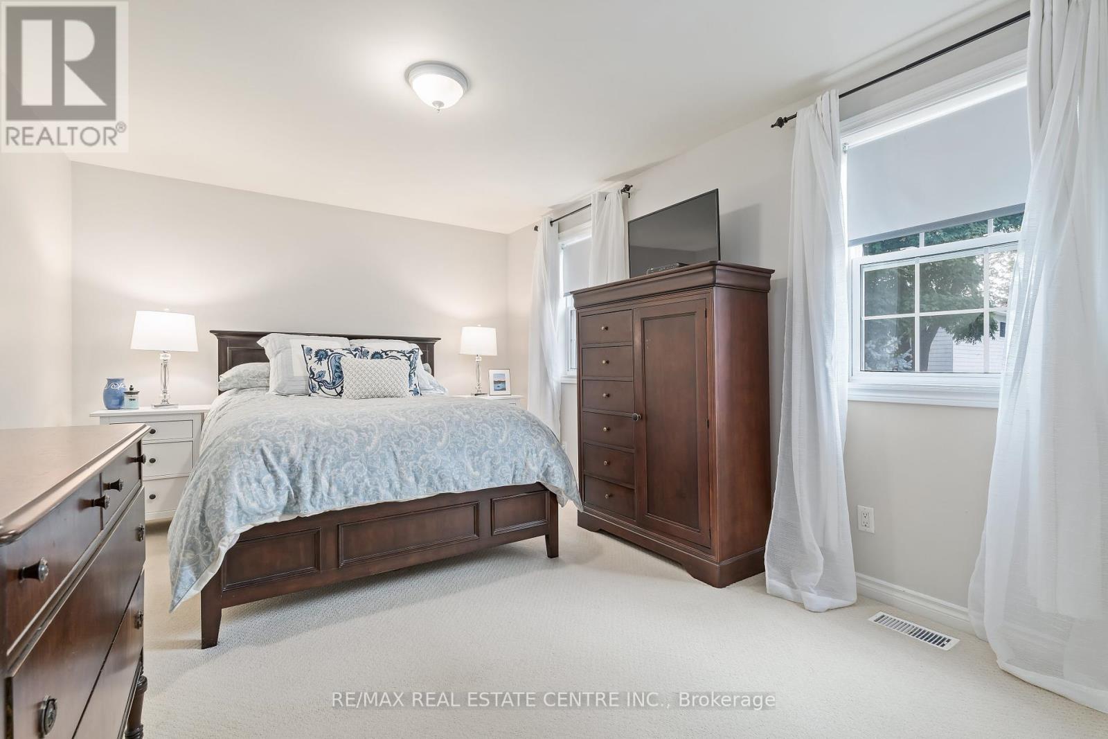 128-130 Main Street S, Halton Hills, Ontario  L7G 3E6 - Photo 39 - W12432445