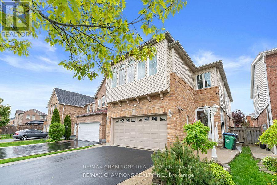 30 Larkspur Road, Brampton, Ontario  L6R 2T6 - Photo 1 - W12432474