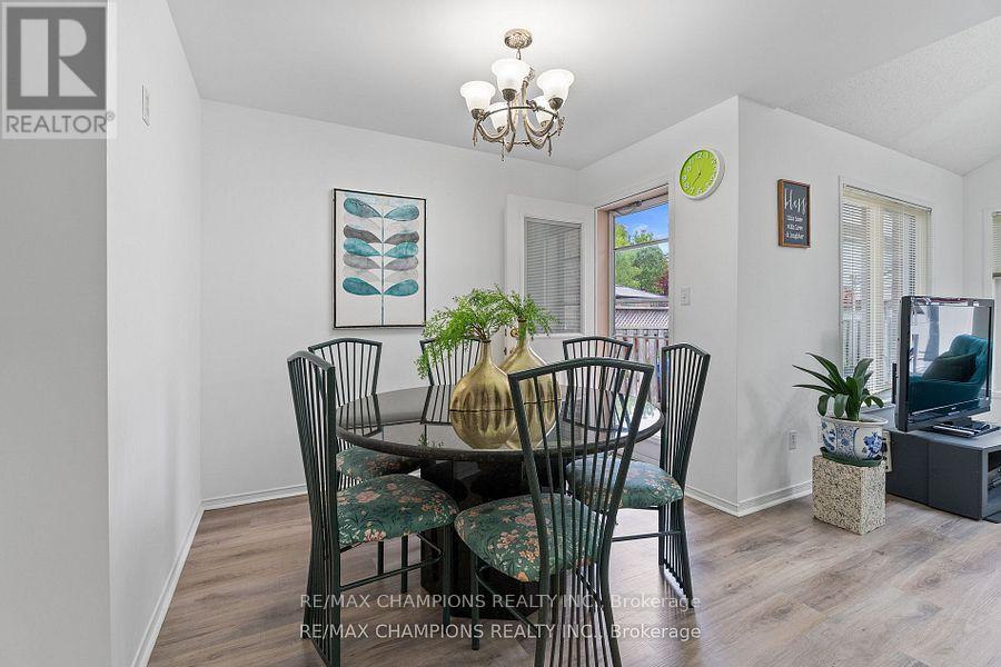 30 Larkspur Road, Brampton, Ontario  L6R 2T6 - Photo 6 - W12432474