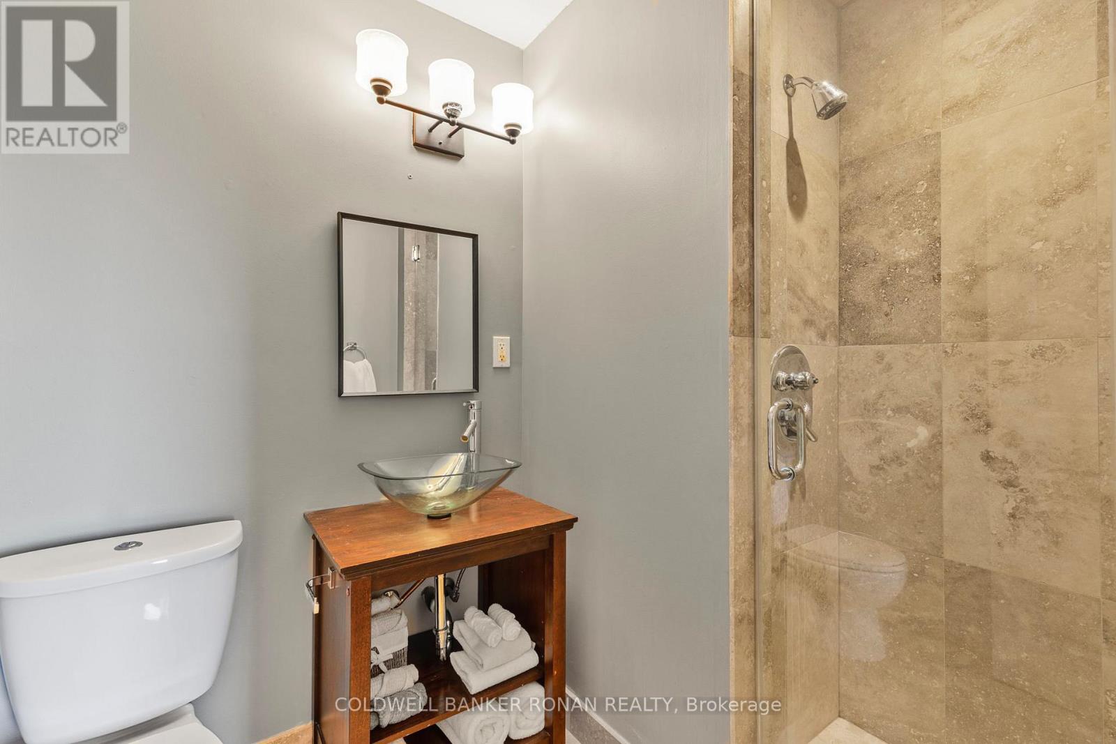 9581 Old Church Road, Caledon, Ontario  L7E 0P9 - Photo 26 - W12432492