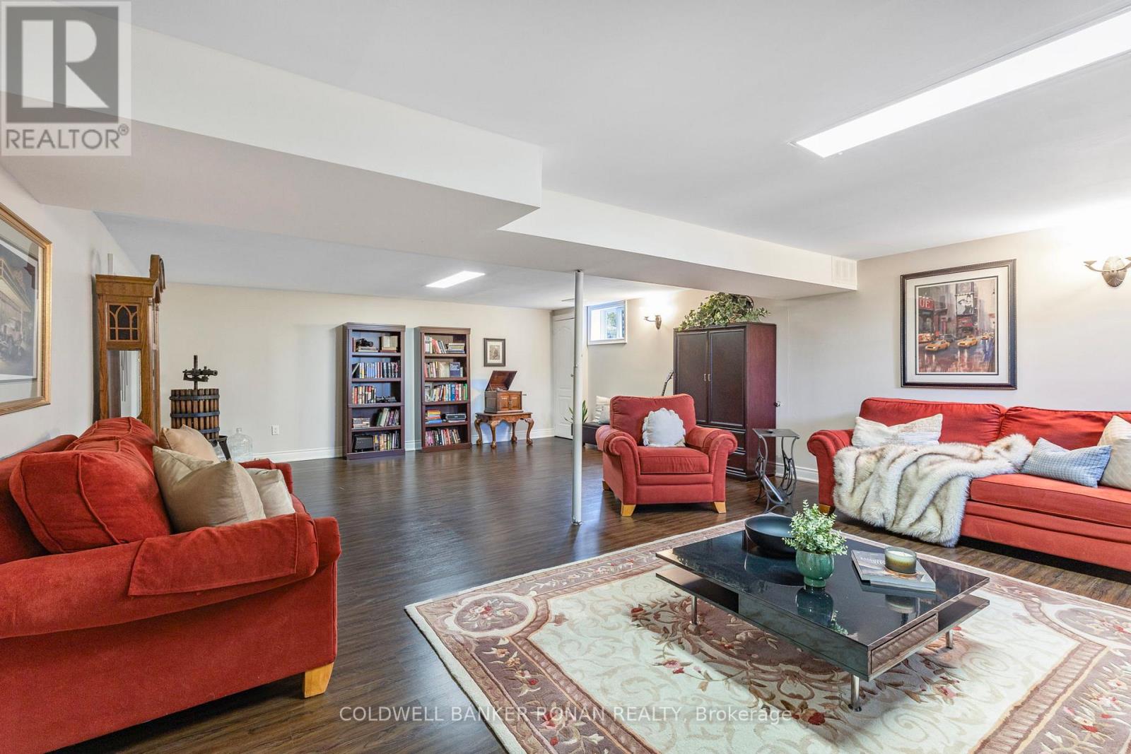 9581 Old Church Road, Caledon, Ontario  L7E 0P9 - Photo 34 - W12432492