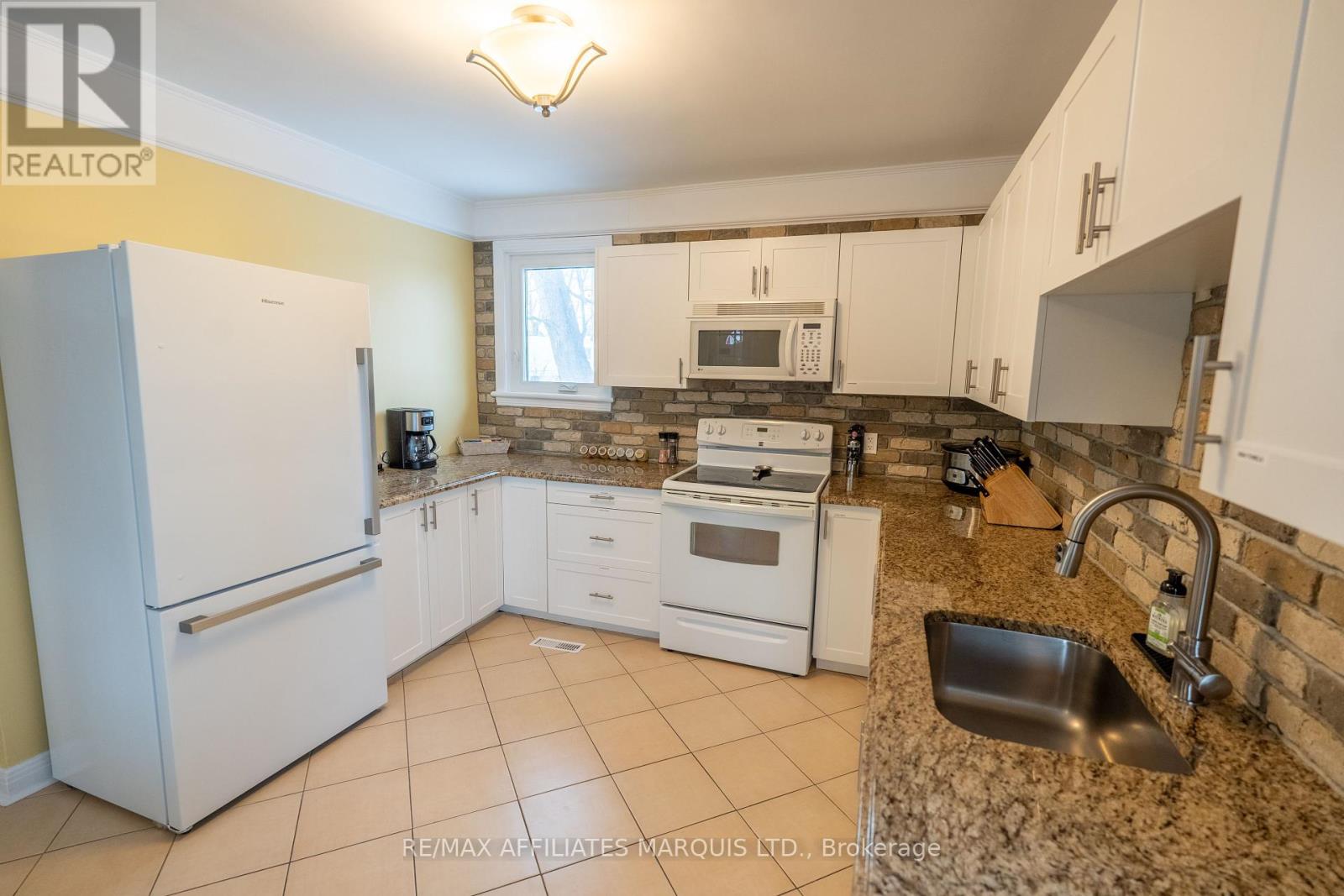 7 Old Orchard Avenue, Cornwall, Ontario  K6H 2H1 - Photo 16 - X12432589