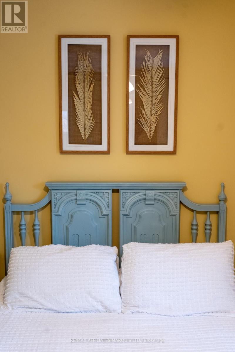 7 Old Orchard Avenue, Cornwall, Ontario  K6H 2H1 - Photo 18 - X12432589