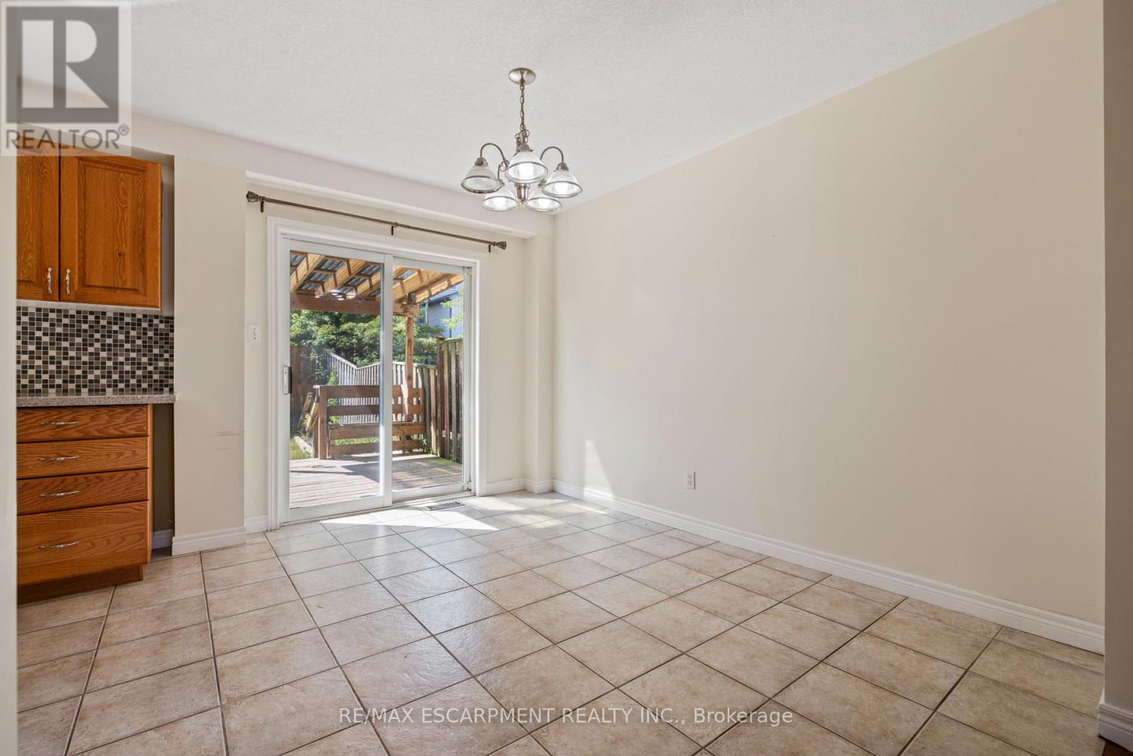 A - 695 Wild Ginger Avenue, Waterloo, Ontario  N2V 2T2 - Photo 12 - X12432464
