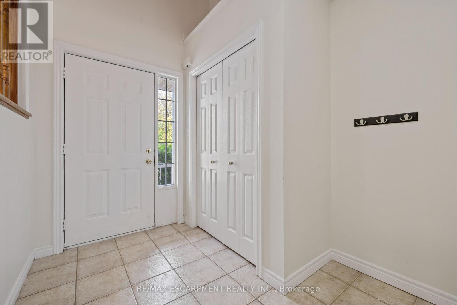 A - 695 Wild Ginger Avenue, Waterloo, Ontario  N2V 2T2 - Photo 4 - X12432464