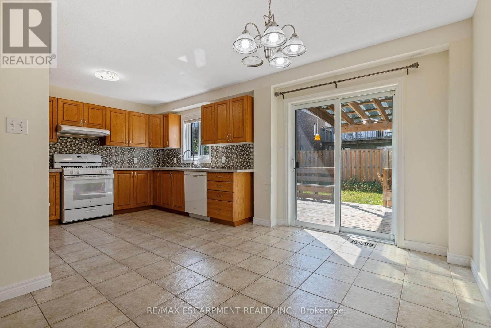 A - 695 Wild Ginger Avenue, Waterloo, Ontario  N2V 2T2 - Photo 9 - X12432464