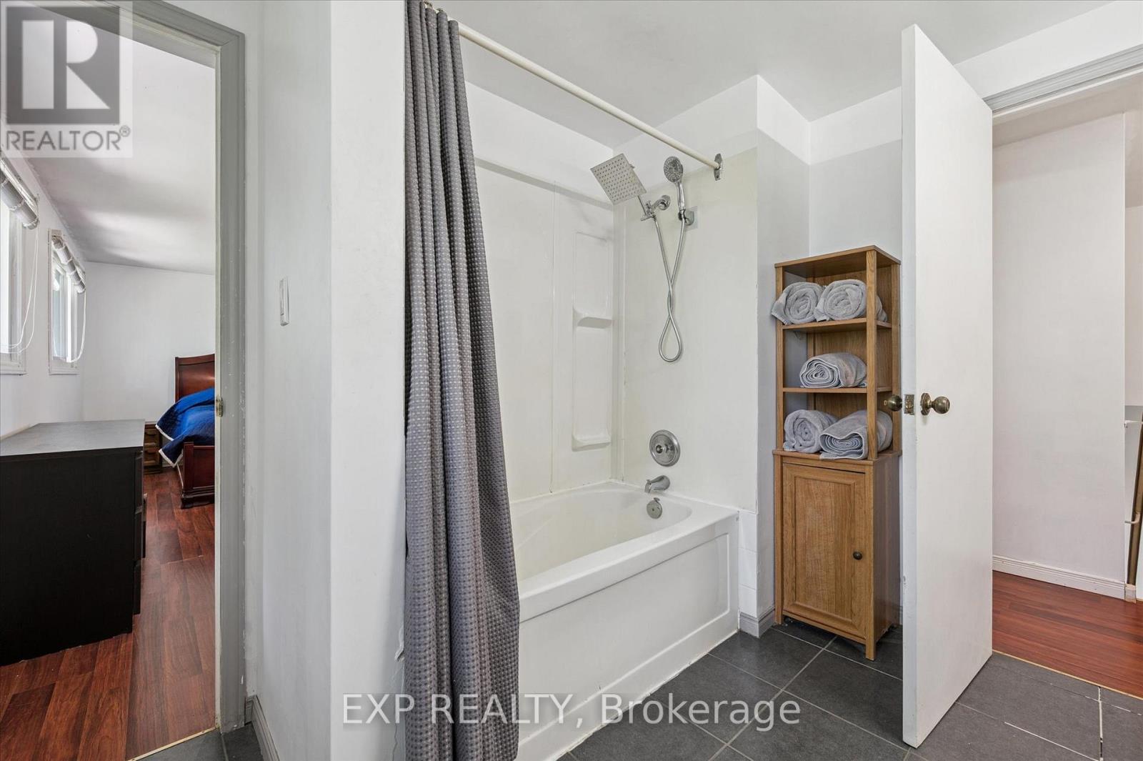 338 Ascot Place, Waterloo, Ontario  N2J 3V8 - Photo 19 - X12432479