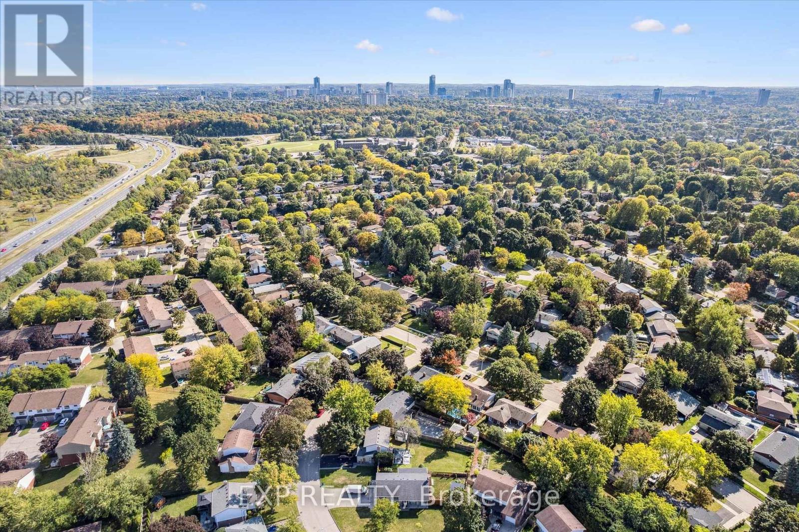 338 Ascot Place, Waterloo, Ontario  N2J 3V8 - Photo 35 - X12432479