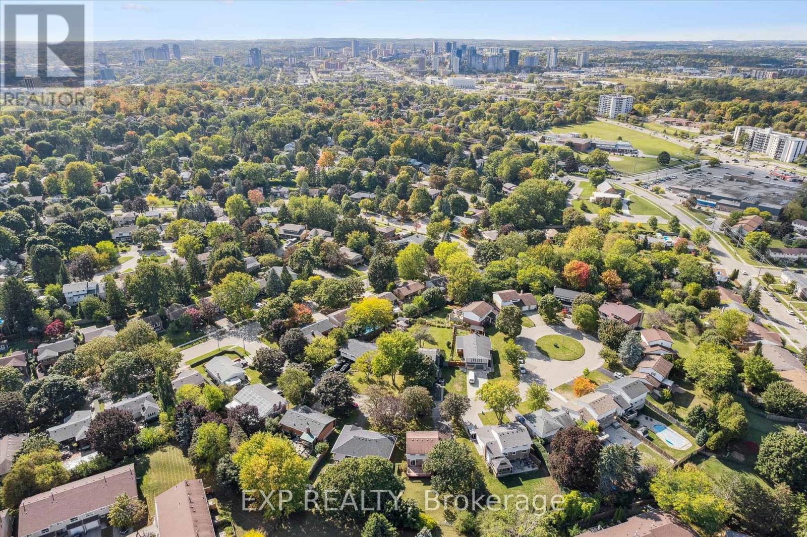 338 Ascot Place, Waterloo, Ontario  N2J 3V8 - Photo 37 - X12432479