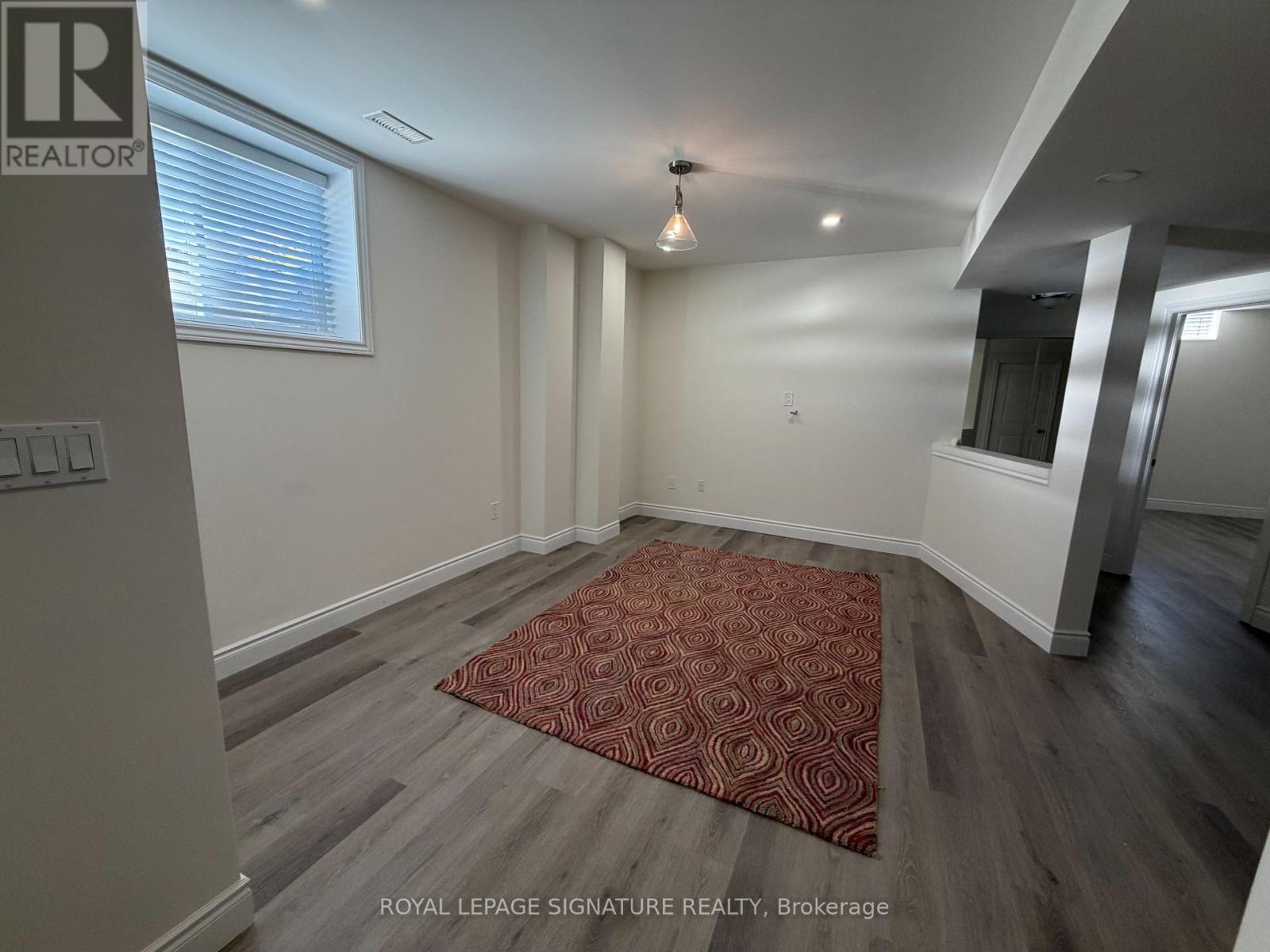 Bsmt - 61 Eagleglen Way, Hamilton, Ontario  L9B 0C5 - Photo 11 - X12432493