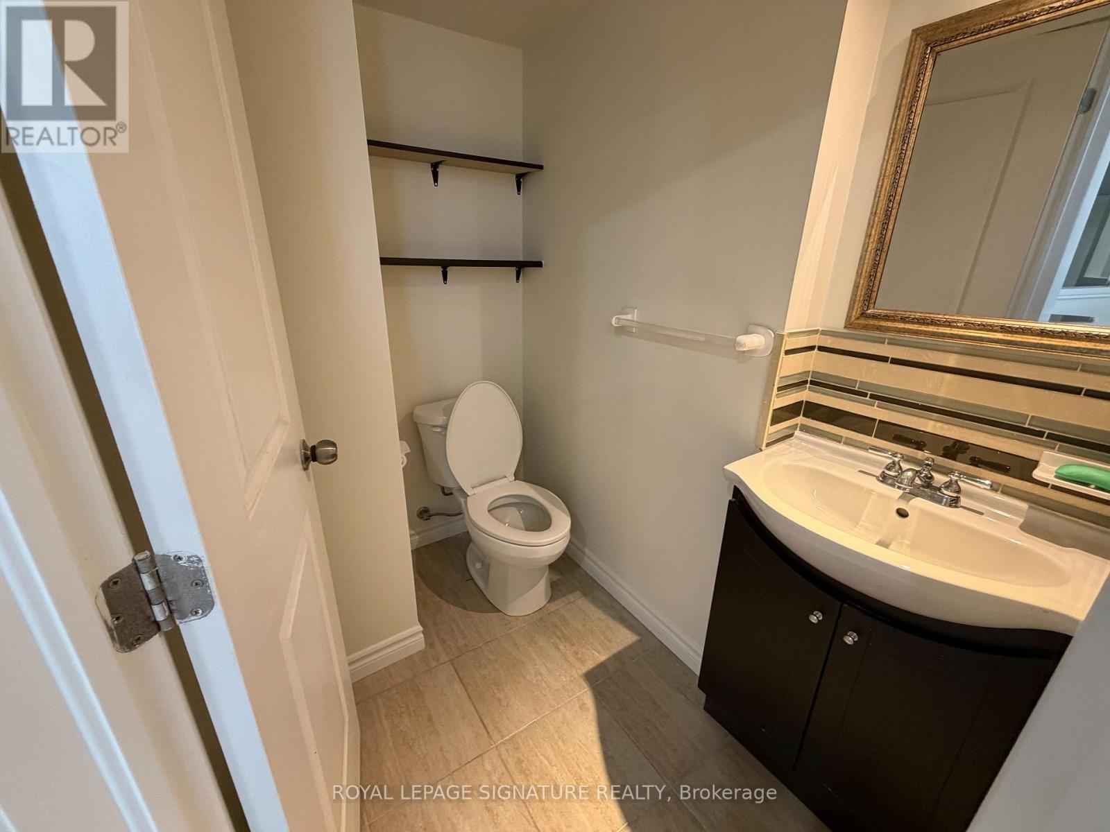 Bsmt - 61 Eagleglen Way, Hamilton, Ontario  L9B 0C5 - Photo 13 - X12432493