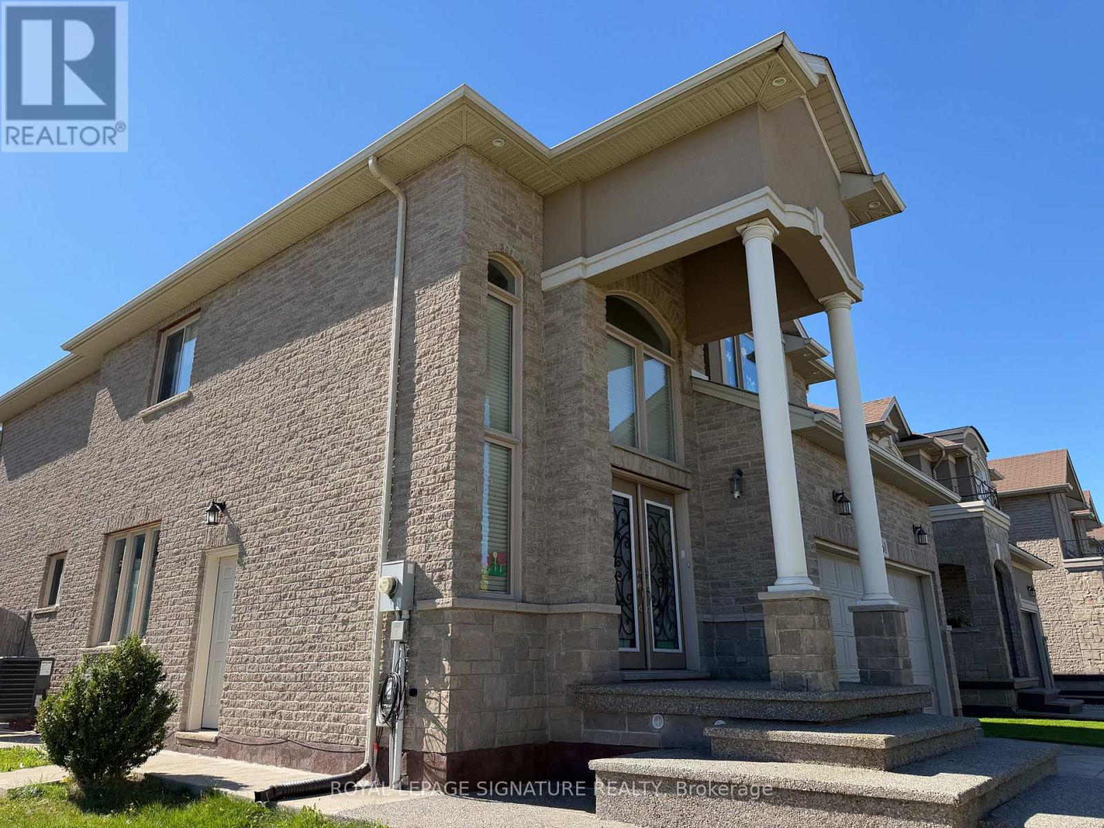 Bsmt - 61 Eagleglen Way, Hamilton, Ontario  L9B 0C5 - Photo 3 - X12432493