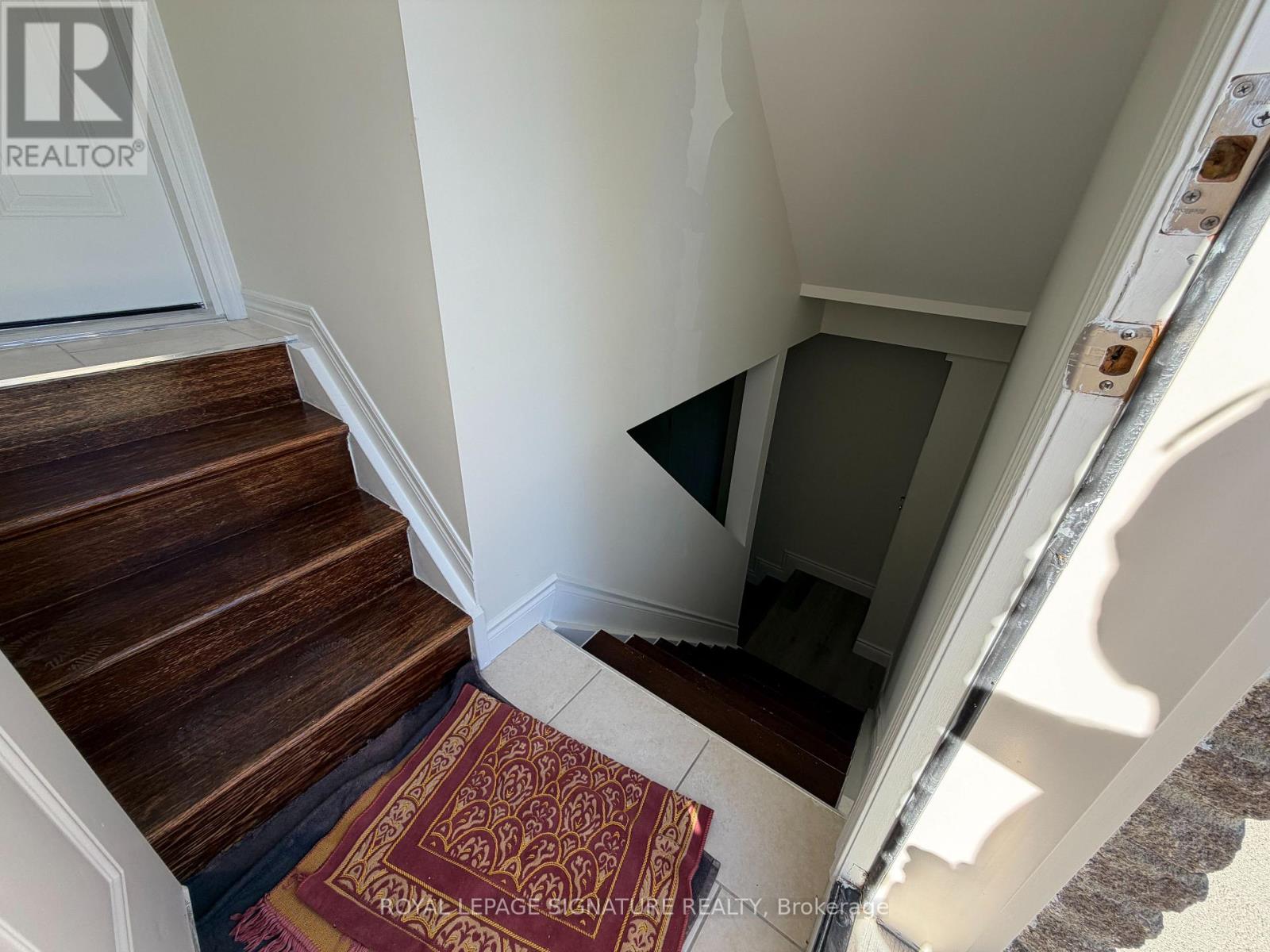 Bsmt - 61 Eagleglen Way, Hamilton, Ontario  L9B 0C5 - Photo 7 - X12432493