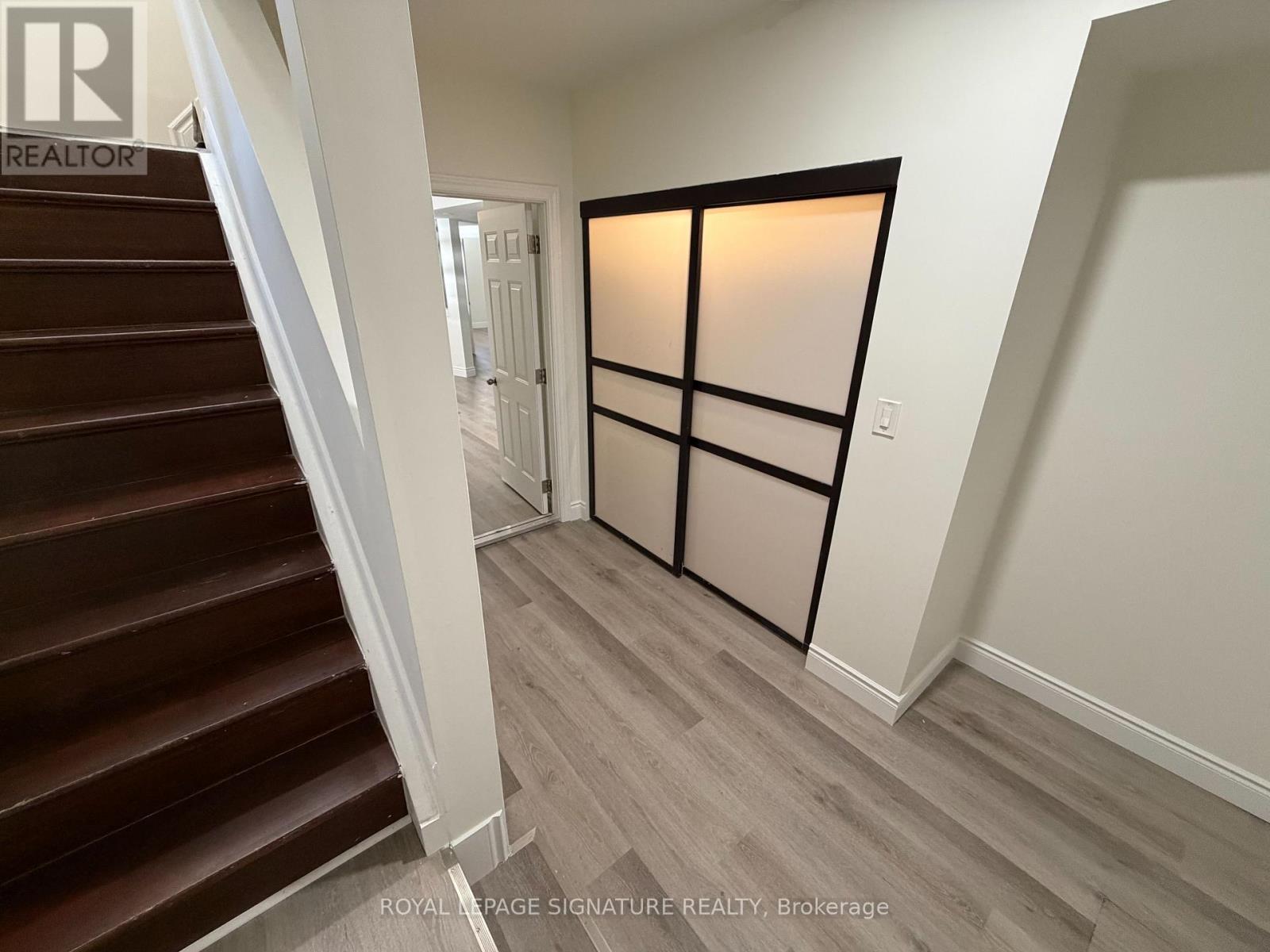 Bsmt - 61 Eagleglen Way, Hamilton, Ontario  L9B 0C5 - Photo 9 - X12432493