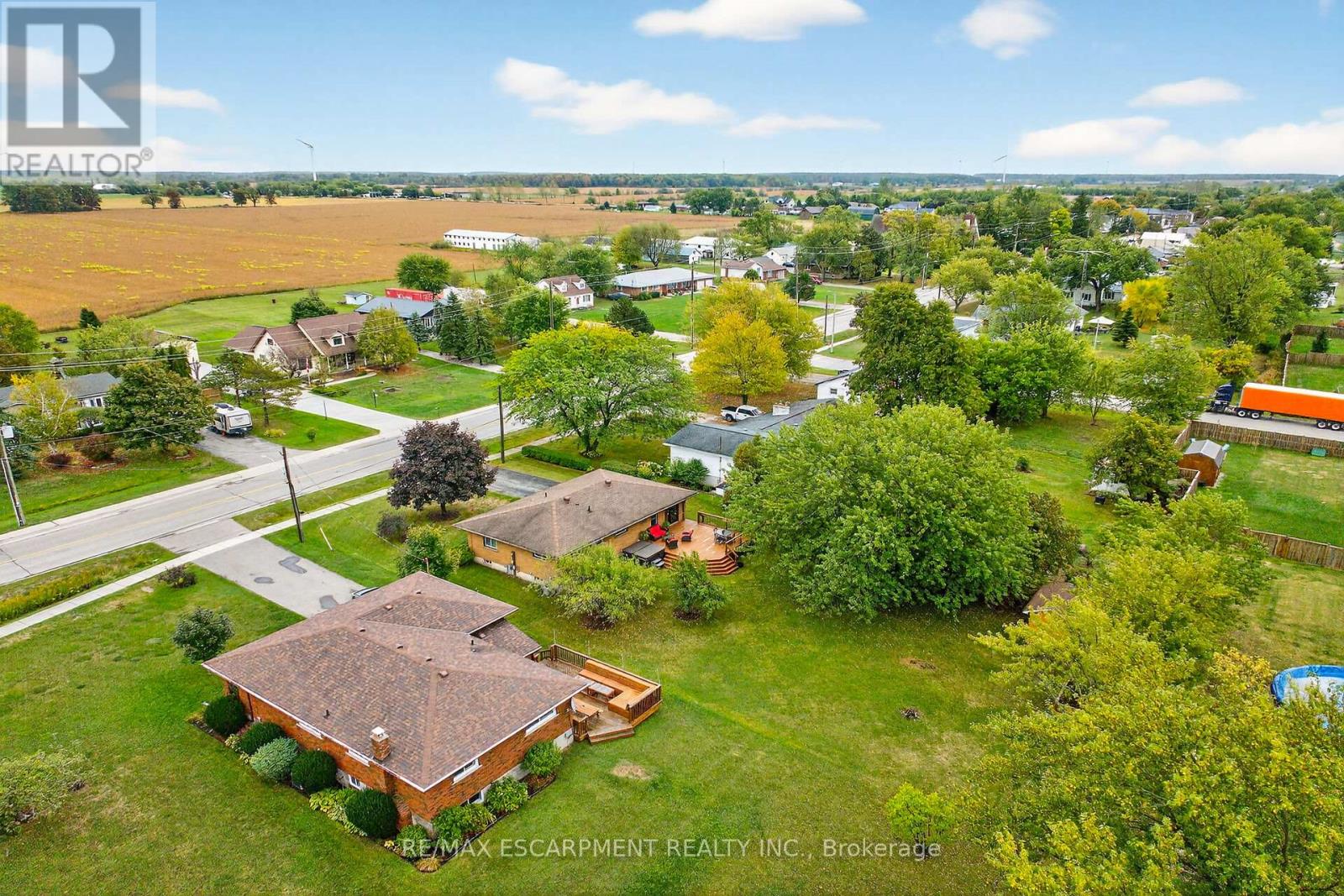 49 Erie Avenue N, Haldimand, Ontario  N0A 1G0 - Photo 48 - X12432495