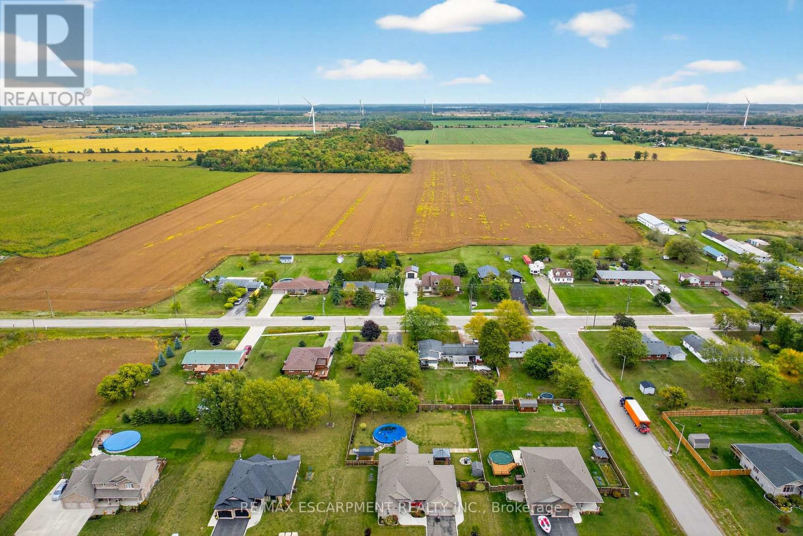 49 Erie Avenue N, Haldimand, Ontario  N0A 1G0 - Photo 49 - X12432495