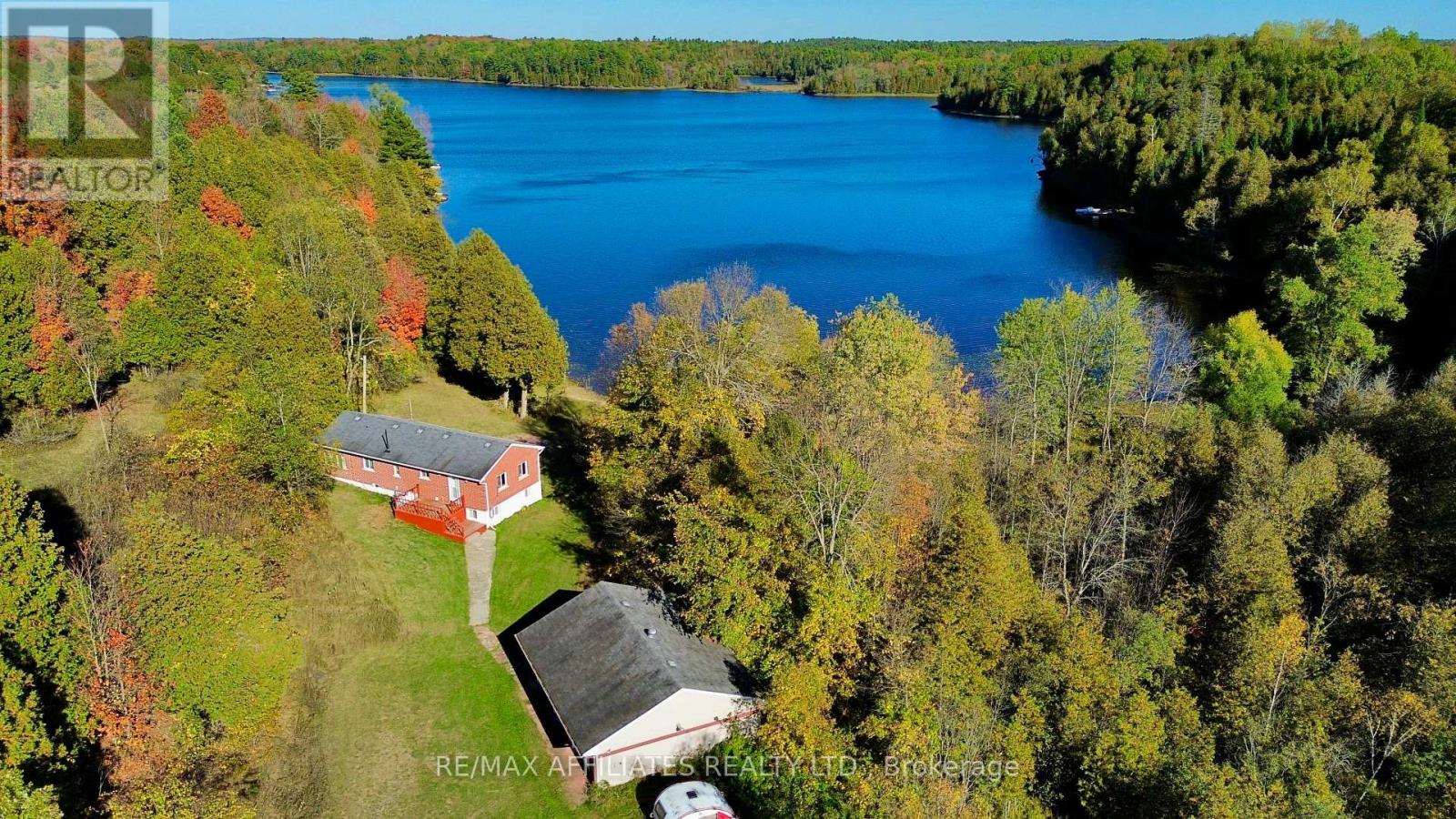 1009 GARDINER'S ROAD, Frontenac, Ontario