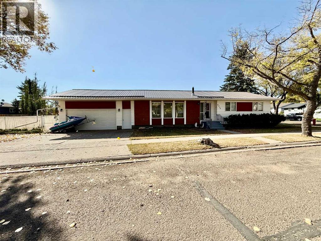 4219 54 Avenue, Provost, Alberta  T0B 3S0 - Photo 1 - A2259041