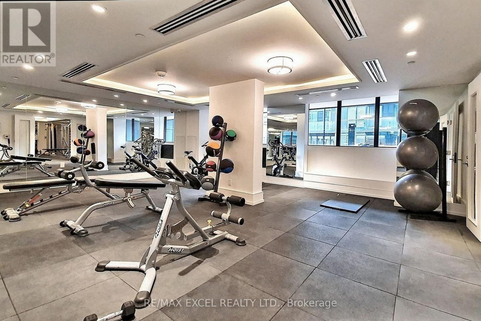 404 - 955 Bay Street, Toronto, Ontario  M5S 0C6 - Photo 31 - C12432509