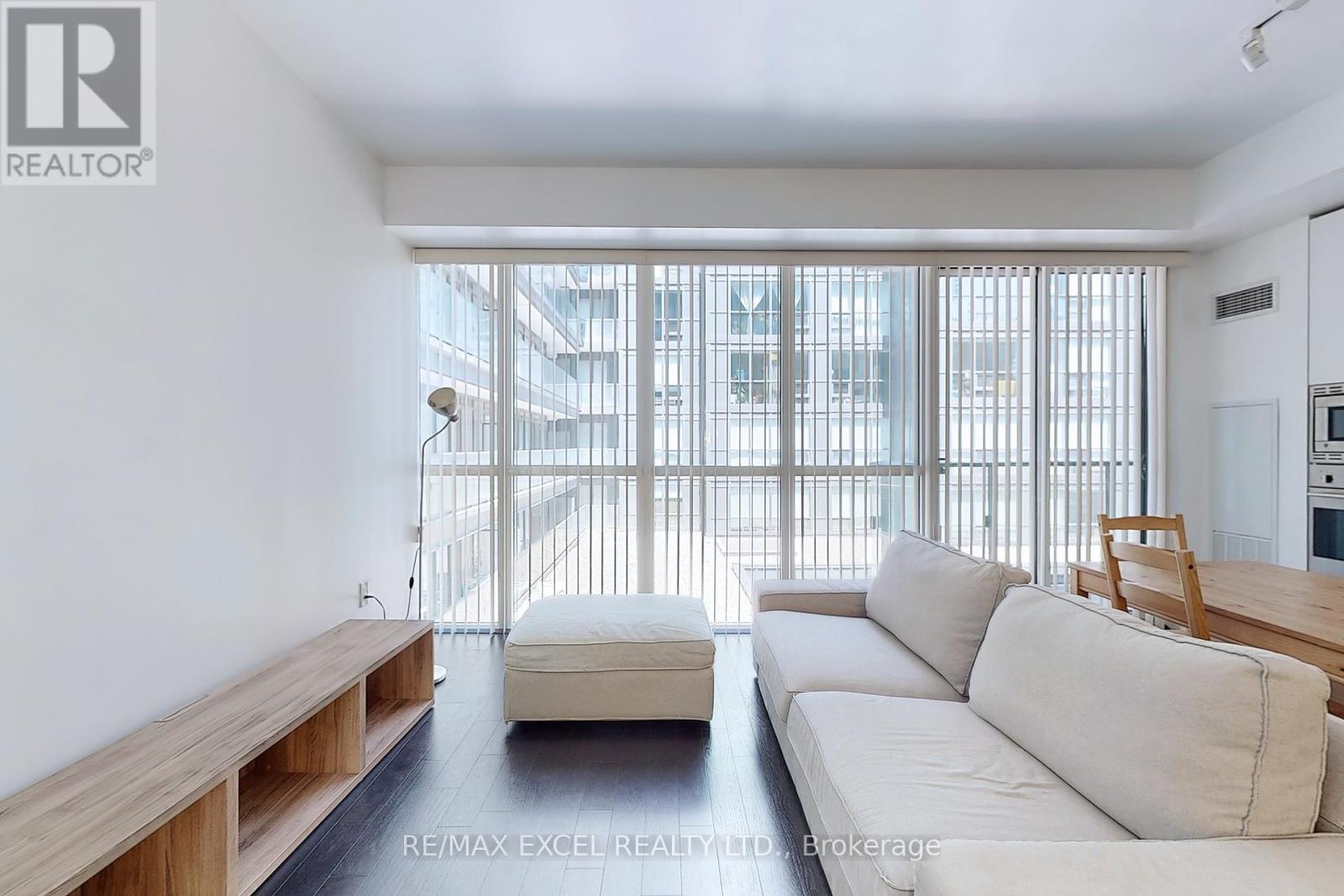404 - 955 Bay Street, Toronto, Ontario  M5S 0C6 - Photo 4 - C12432509