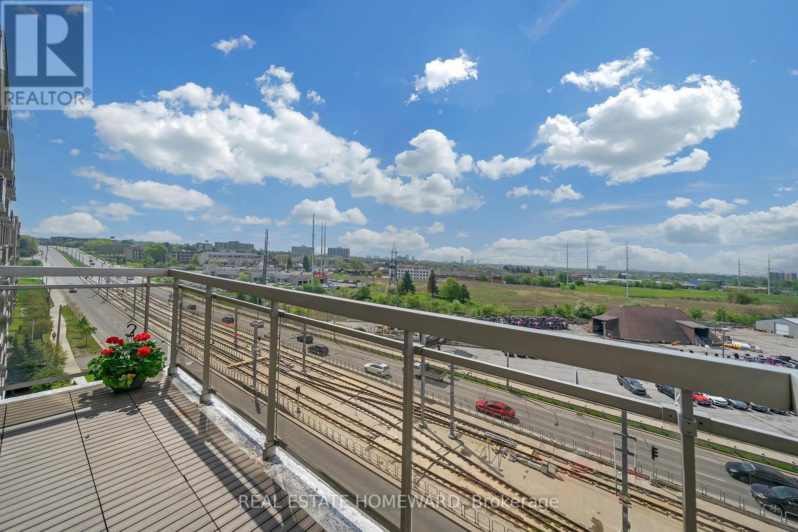 812 - 1720 Eglinton Avenue E, Toronto, Ontario  M4A 2X8 - Photo 33 - C12432539