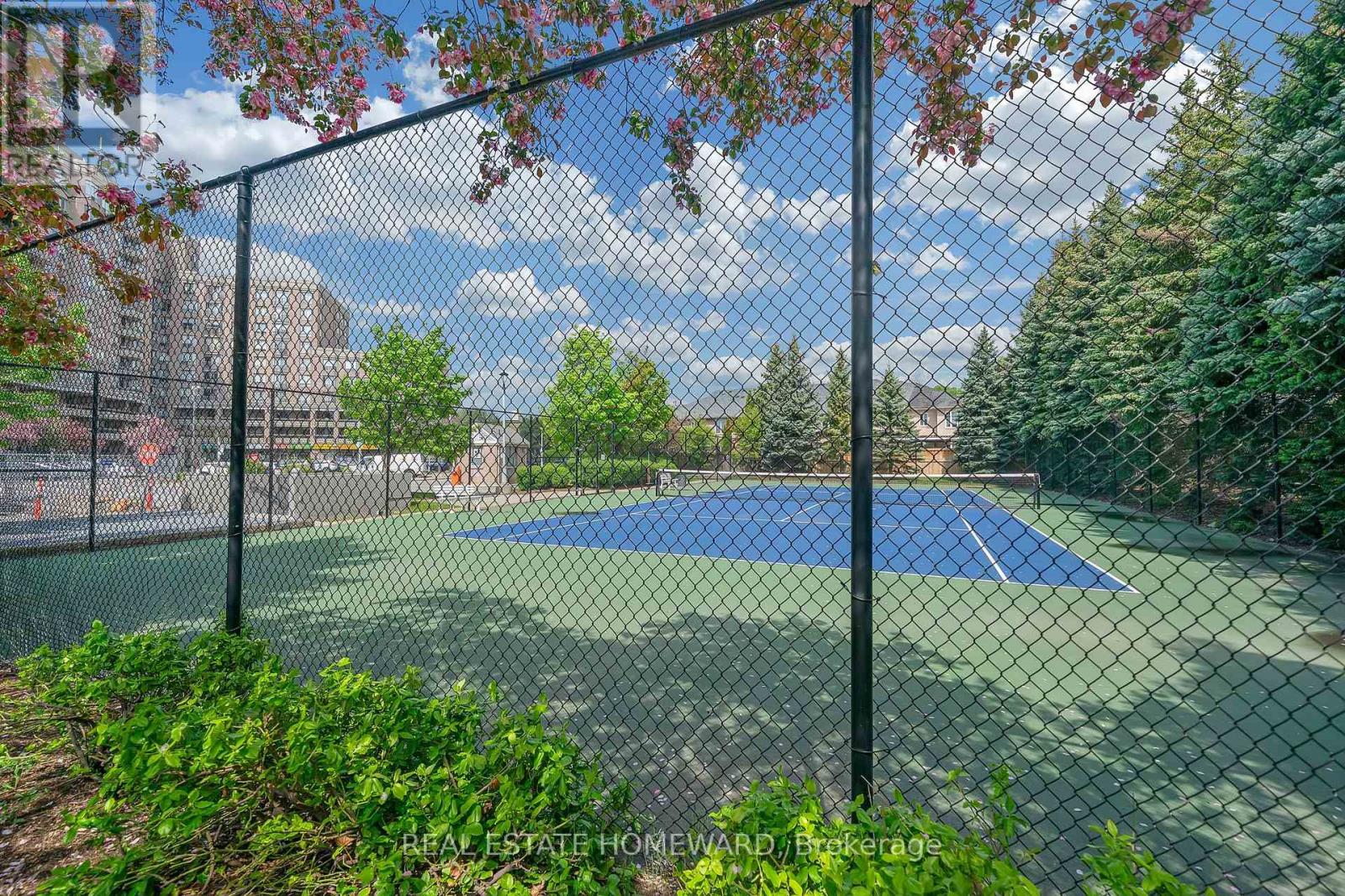 812 - 1720 Eglinton Avenue E, Toronto, Ontario  M4A 2X8 - Photo 38 - C12432539