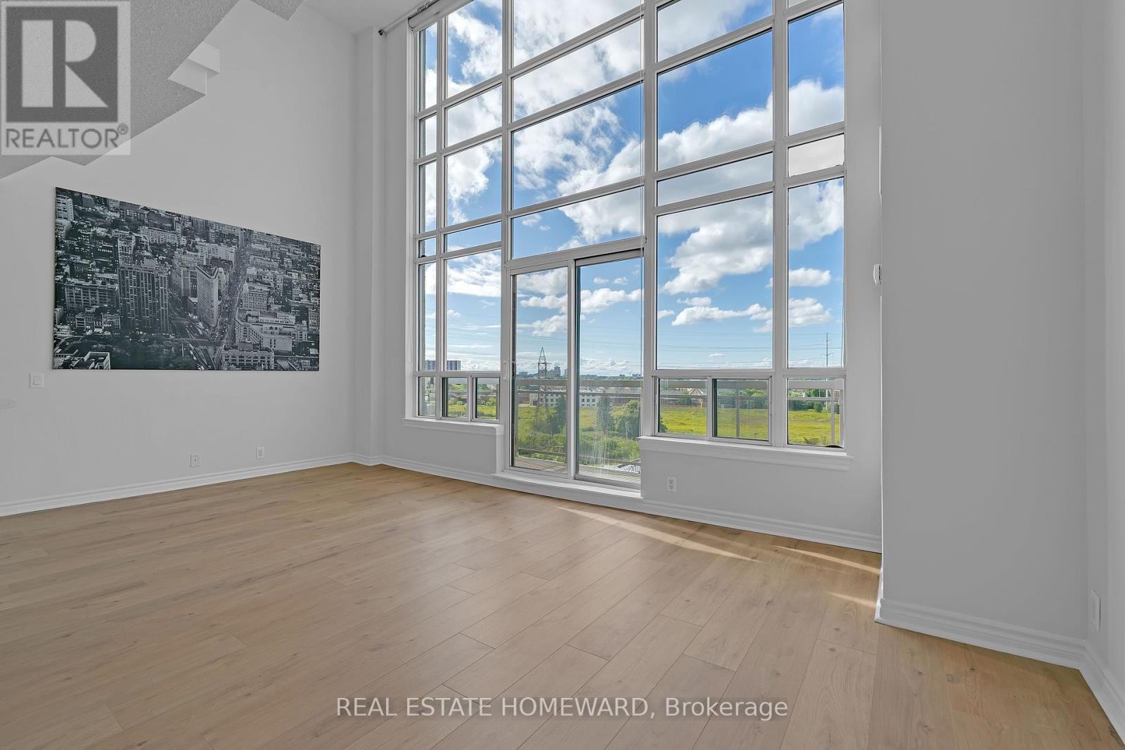 812 - 1720 Eglinton Avenue E, Toronto, Ontario  M4A 2X8 - Photo 8 - C12432539